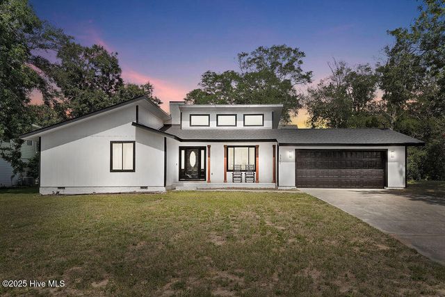 3307 E Oak Island Drive, Oak Island, NC 28465