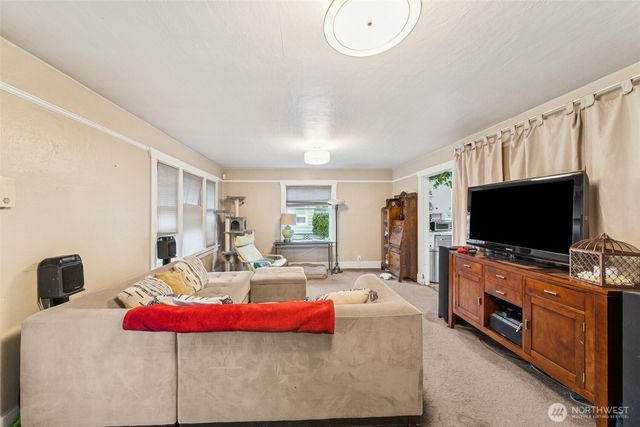 4912 S Prospect Street, Tacoma, WA 98409