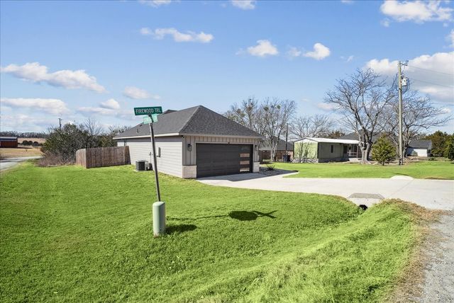 5522 Firewood Trail, Granbury, TX 76048