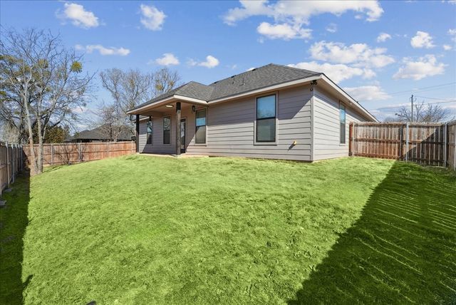 5522 Firewood Trail, Granbury, TX 76048