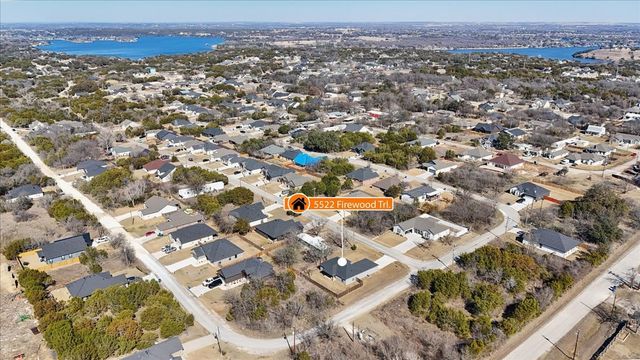 5522 Firewood Trail, Granbury, TX 76048