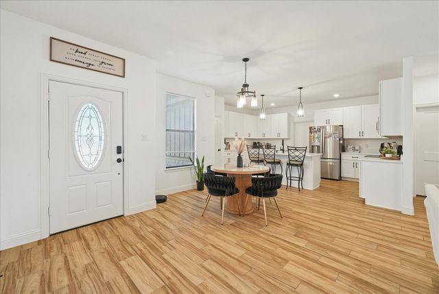 5522 Firewood Trail, Granbury, TX 76048