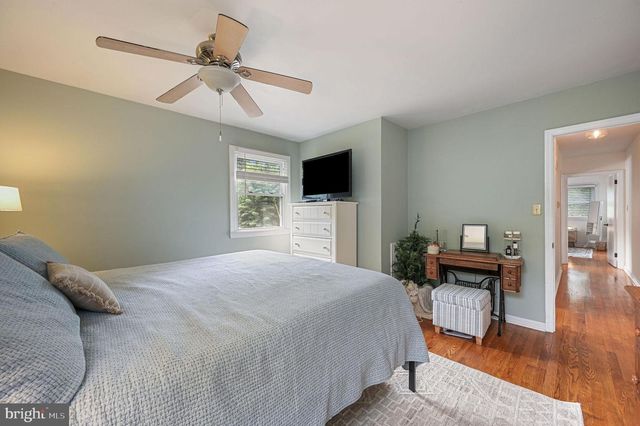 1135 YEARSLEY DR, Dover, DE 19904