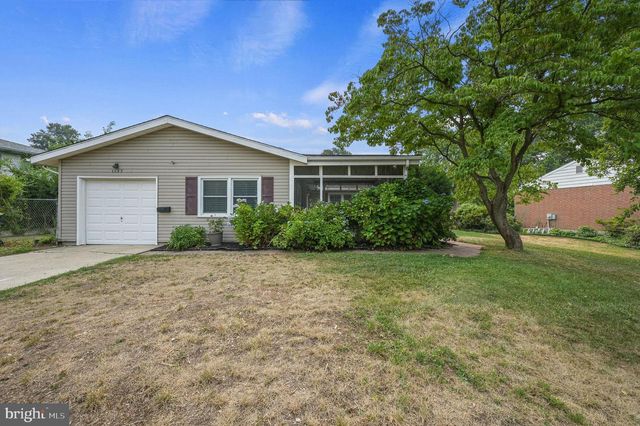 1135 YEARSLEY DR, Dover, DE 19904