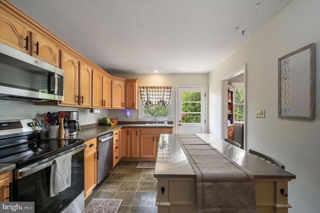 1135 YEARSLEY DR, Dover, DE 19904