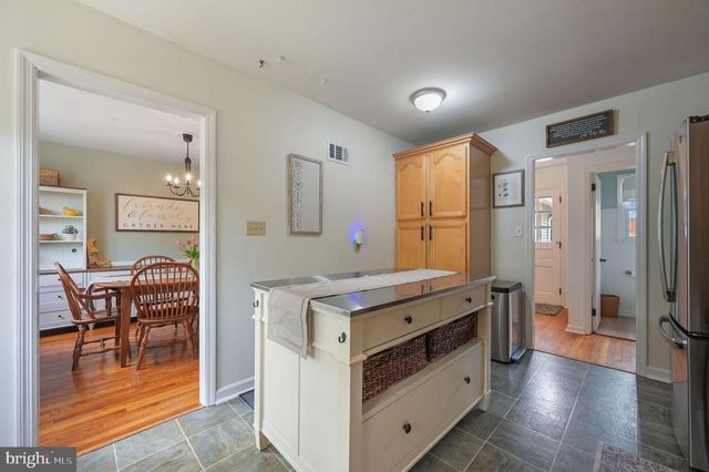 1135 YEARSLEY DR, Dover, DE 19904