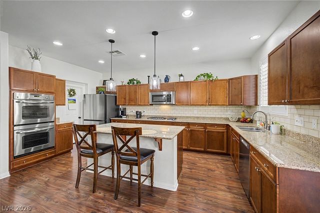 8221 Redbud Vine Street, North Las Vegas, NV 89085