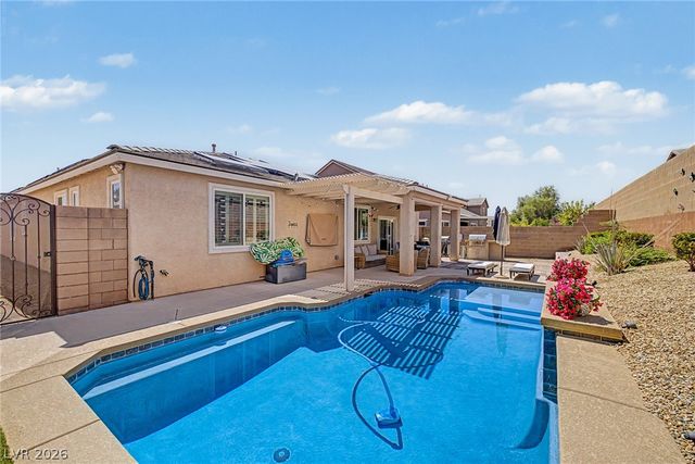 8221 Redbud Vine Street, North Las Vegas, NV 89085