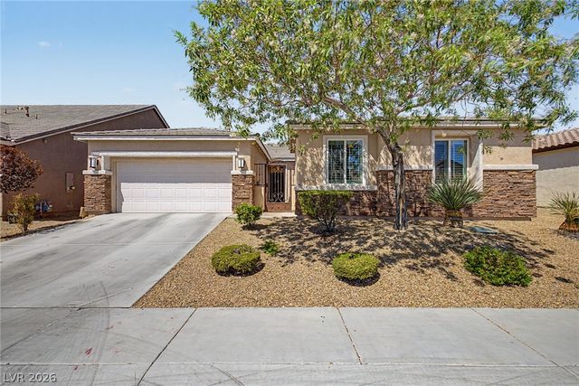 8221 Redbud Vine Street, North Las Vegas, NV 89085