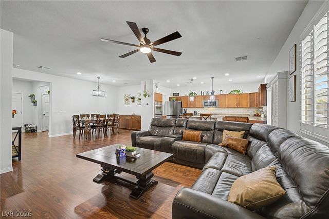 8221 Redbud Vine Street, North Las Vegas, NV 89085