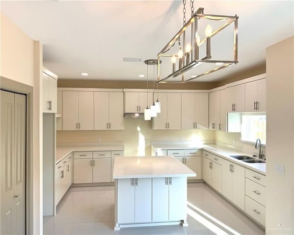 2810 Stablewood, Mission, TX 78572