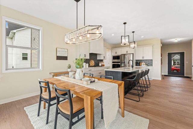 17905 Hidden Creek Trail, Lakeville, MN 55044