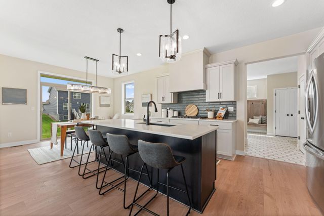 17905 Hidden Creek Trail, Lakeville, MN 55044