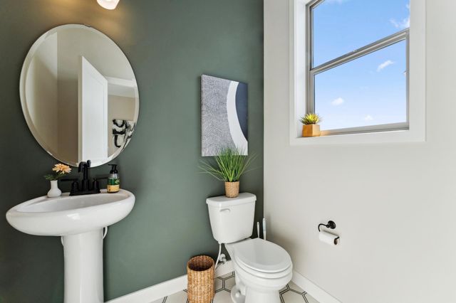 17905 Hidden Creek Trail, Lakeville, MN 55044