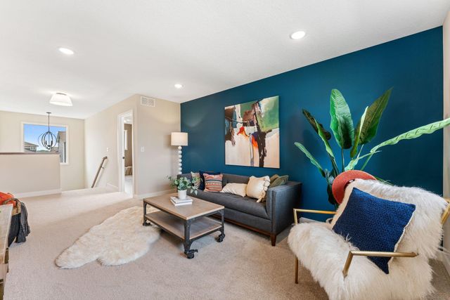 17905 Hidden Creek Trail, Lakeville, MN 55044