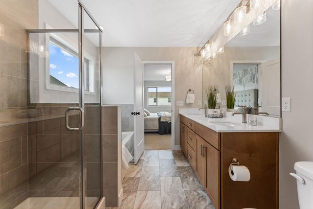 17905 Hidden Creek Trail, Lakeville, MN 55044