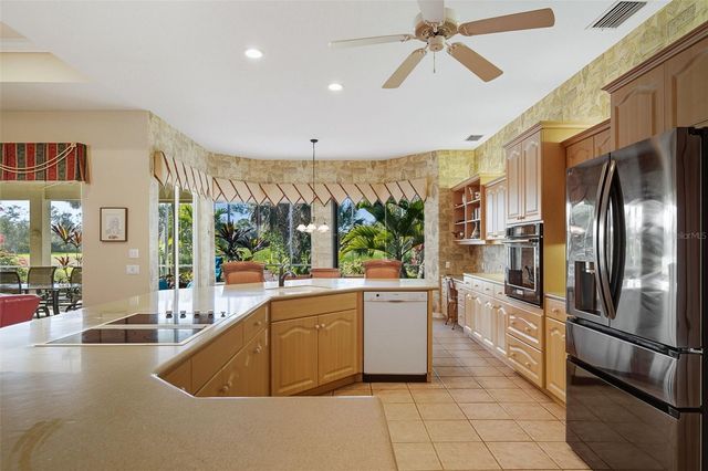 2116 MUSKOGEE TRAIL, Nokomis, FL 34275