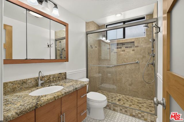 8701 Falmouth Avenue 202, Los Angeles, CA 90293