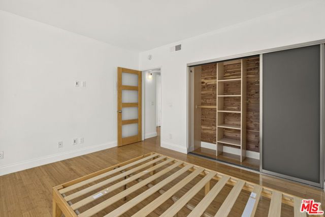8701 Falmouth Avenue 202, Los Angeles, CA 90293