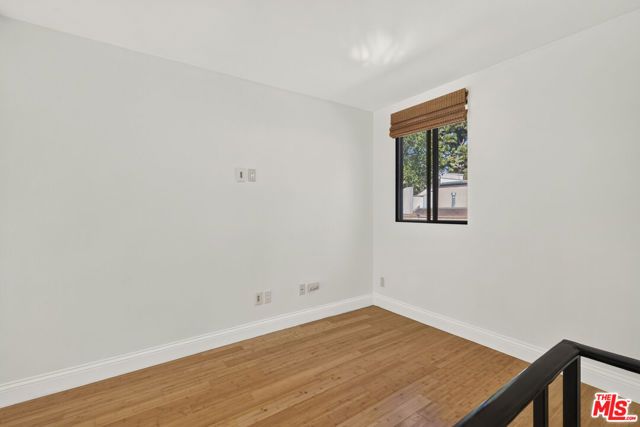 8701 Falmouth Avenue 202, Los Angeles, CA 90293
