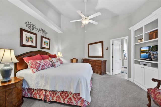 2672 E Bristol Court, Fresno, CA 93720