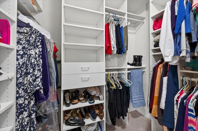 2672 E Bristol Court, Fresno, CA 93720