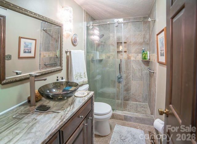 40 Old Field Road, Taylorsville, NC 28681