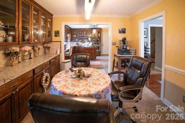 40 Old Field Road, Taylorsville, NC 28681