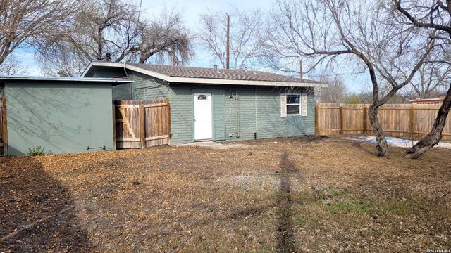 1402 EDRIS DR, San Antonio, TX 78224