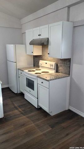 1402 EDRIS DR, San Antonio, TX 78224