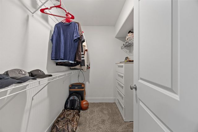 6202 Cope Dr, Marion, IA 52302