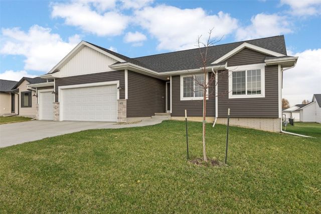 6202 Cope Dr, Marion, IA 52302