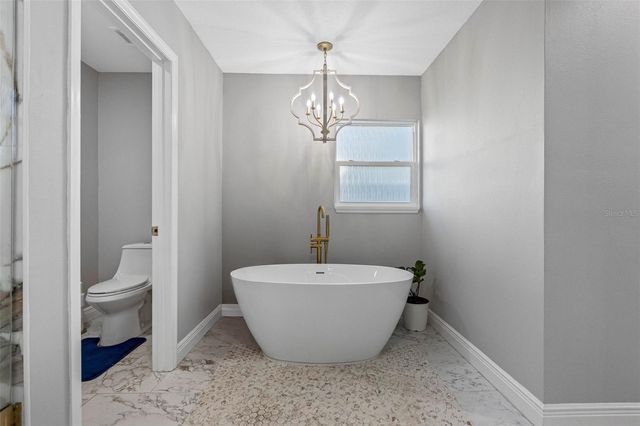 3922 W BAY VIEW AVENUE, Tampa, FL 33611