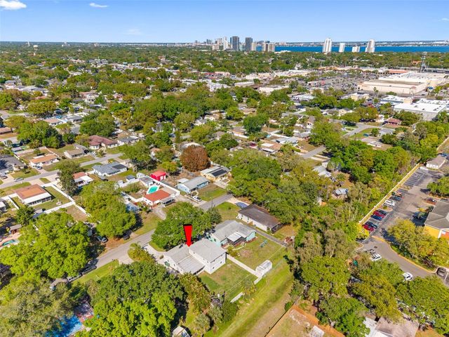 3922 W BAY VIEW AVENUE, Tampa, FL 33611