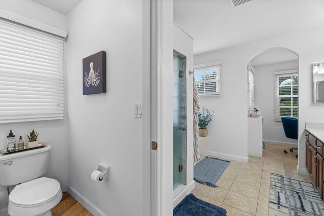 5935 SE Crooked Oak Avenue, Hobe Sound, FL 33455