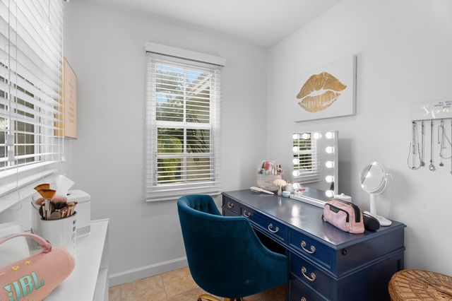 5935 SE Crooked Oak Avenue, Hobe Sound, FL 33455