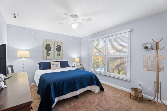 5935 SE Crooked Oak Avenue, Hobe Sound, FL 33455