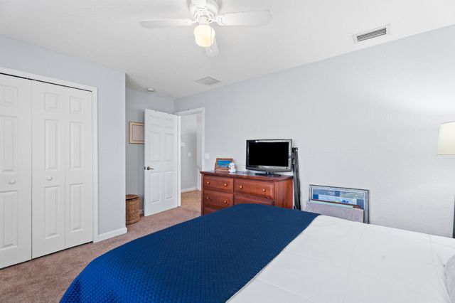 5935 SE Crooked Oak Avenue, Hobe Sound, FL 33455