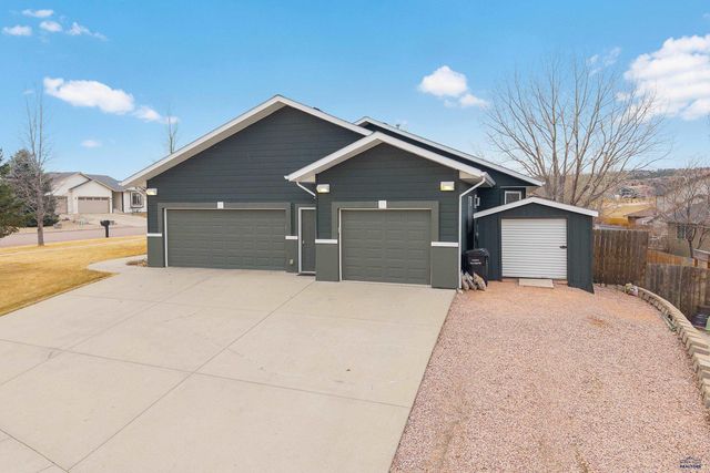 422 E ENCHANTED PINES DR, Rapid City, SD 57701