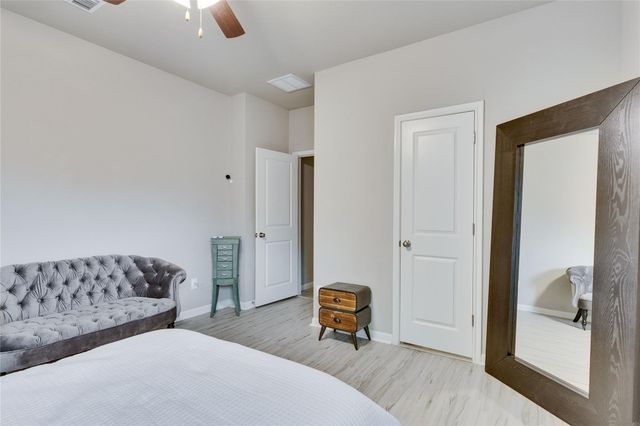 106 Mossycup DR, San Marcos, TX 78666