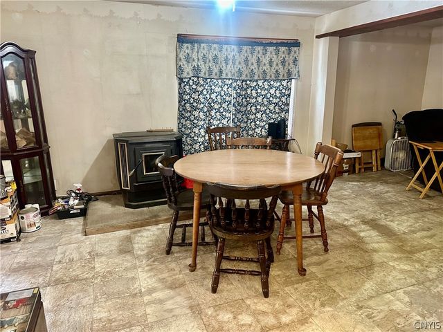 576 County Route 85, Granby, NY 13069