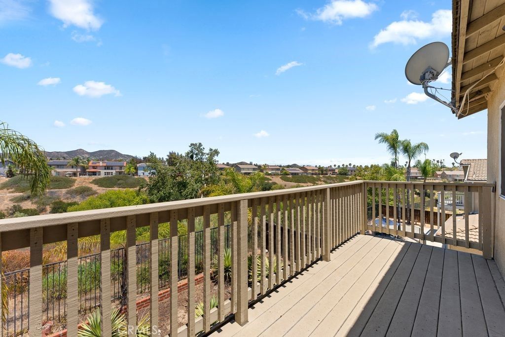 23622 Saratoga Springs, Murrieta, CA 92562 — photo 2