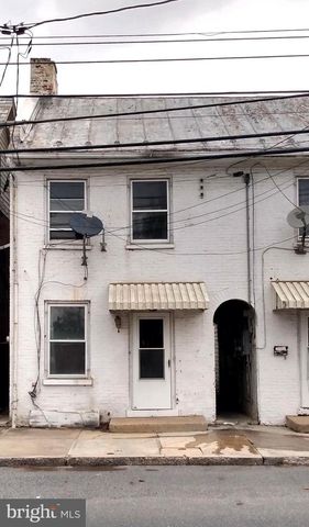 123 W KING ST, Chambersburg, PA 17201