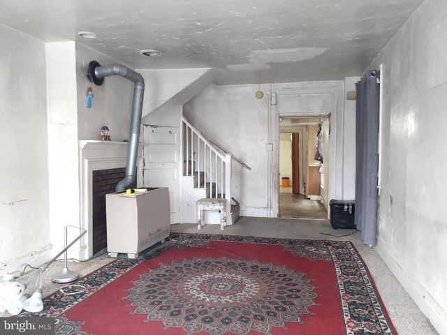 123 W KING ST, Chambersburg, PA 17201