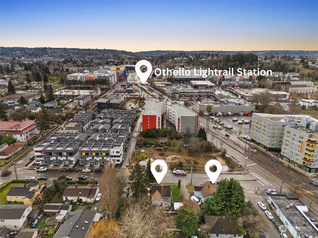 6754 40th Avenue S, Seattle, WA 98118