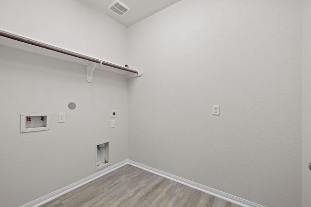 236 Country Crossing Circle, Magnolia, TX 77354