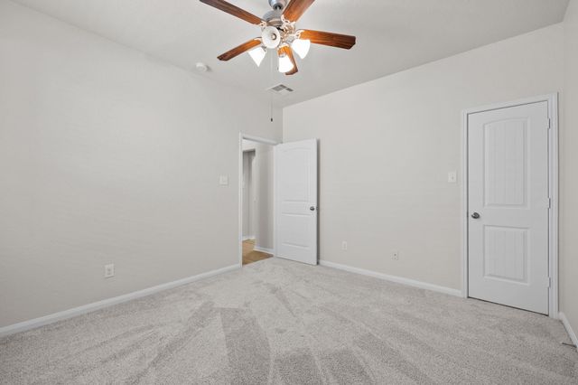 236 Country Crossing Circle, Magnolia, TX 77354