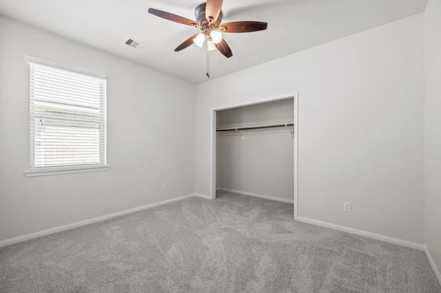 236 Country Crossing Circle, Magnolia, TX 77354