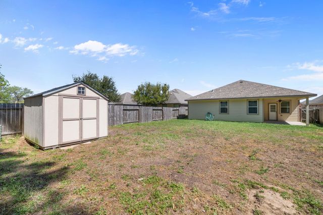 236 Country Crossing Circle, Magnolia, TX 77354