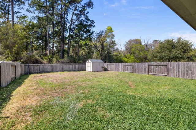 236 Country Crossing Circle, Magnolia, TX 77354